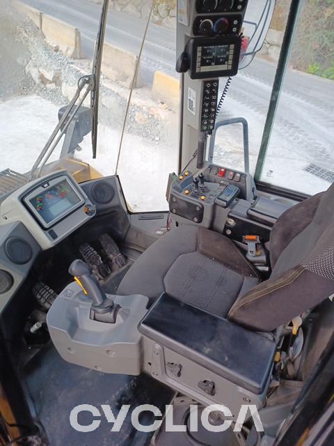 Pás Carregadoras de Rodas  966M MD700589 - 10