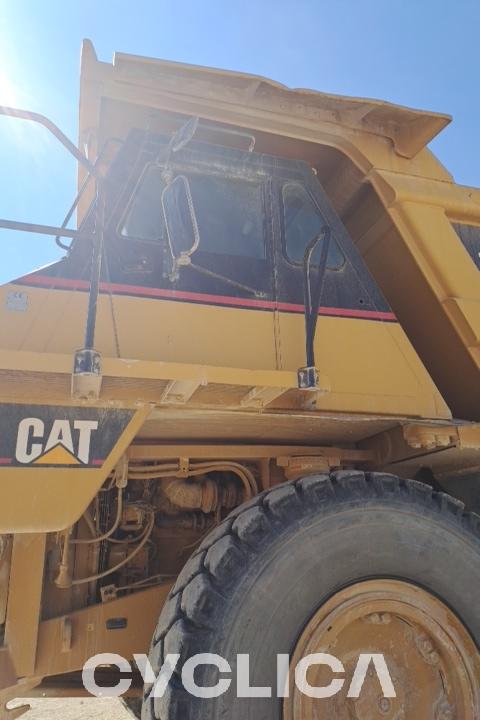 Dumpers dhe kamionë të ngurtë  775E BEC00255 - 18