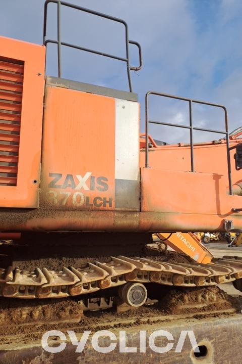 Eskavatorë me Zinxhirë  ZX870 20177 - 21