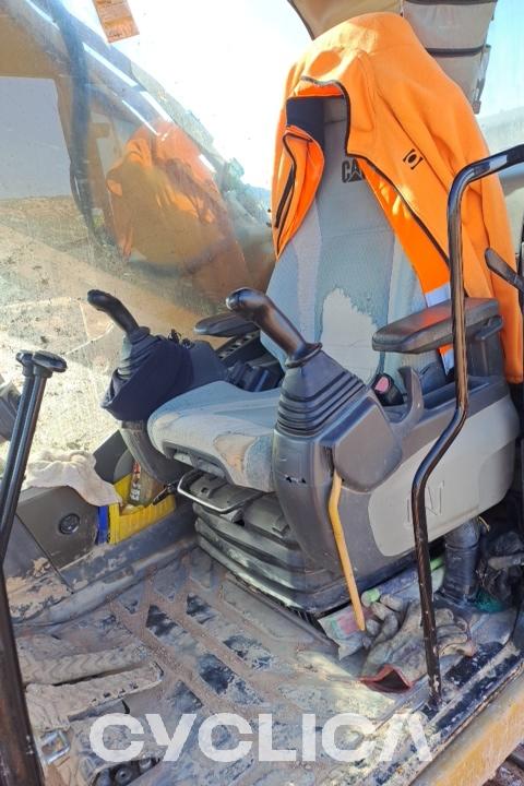 Eskavatorë me Zinxhirë  345DLME LKY00345 - 9
