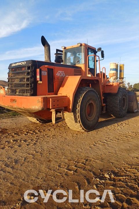 Wheel loaders  400-V 1237 - 5