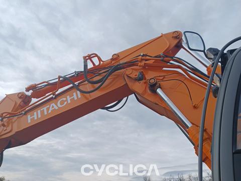 Ровокопачи-гасеничари  ZX210LC-3 L00600796 - 10
