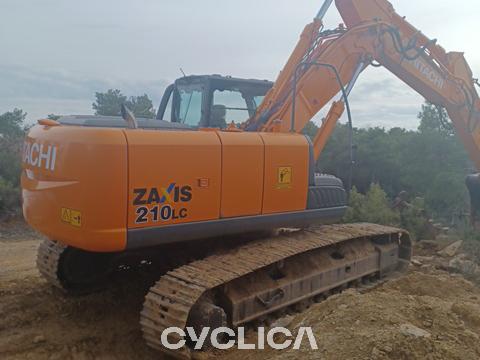 Ровокопачи-гасеничари  ZX210LC-3 L00600796 - 6