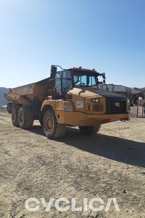 Dumpers and articulated trucks  730 3T301556 - 3