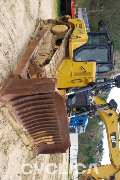 Buldožeri i traktori gusjeničari  D6 SA900364 - 5