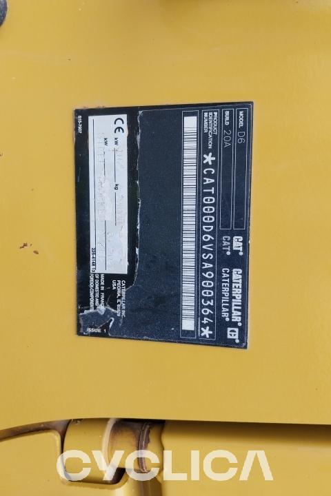 Buldožeri i traktori gusjeničari  D6 SA900364 - 9