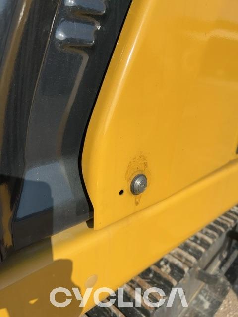 Eskavatorë me Zinxhirë  320-07GC DKJ02090 - 22