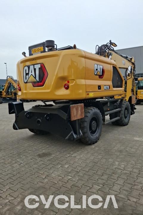 Bageri na točkovima  M318 KE700181 - 5