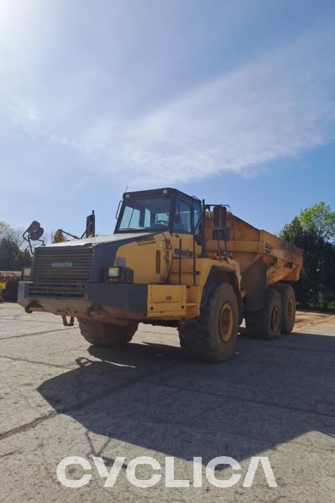 Dumpers and articulated trucks  HM400-2 A26002369 - 2