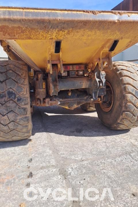 Dumpers and articulated trucks  HM400-2 A26002369 - 7