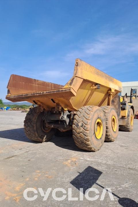 Dumpers and articulated trucks  HM400-2 A26002369 - 5