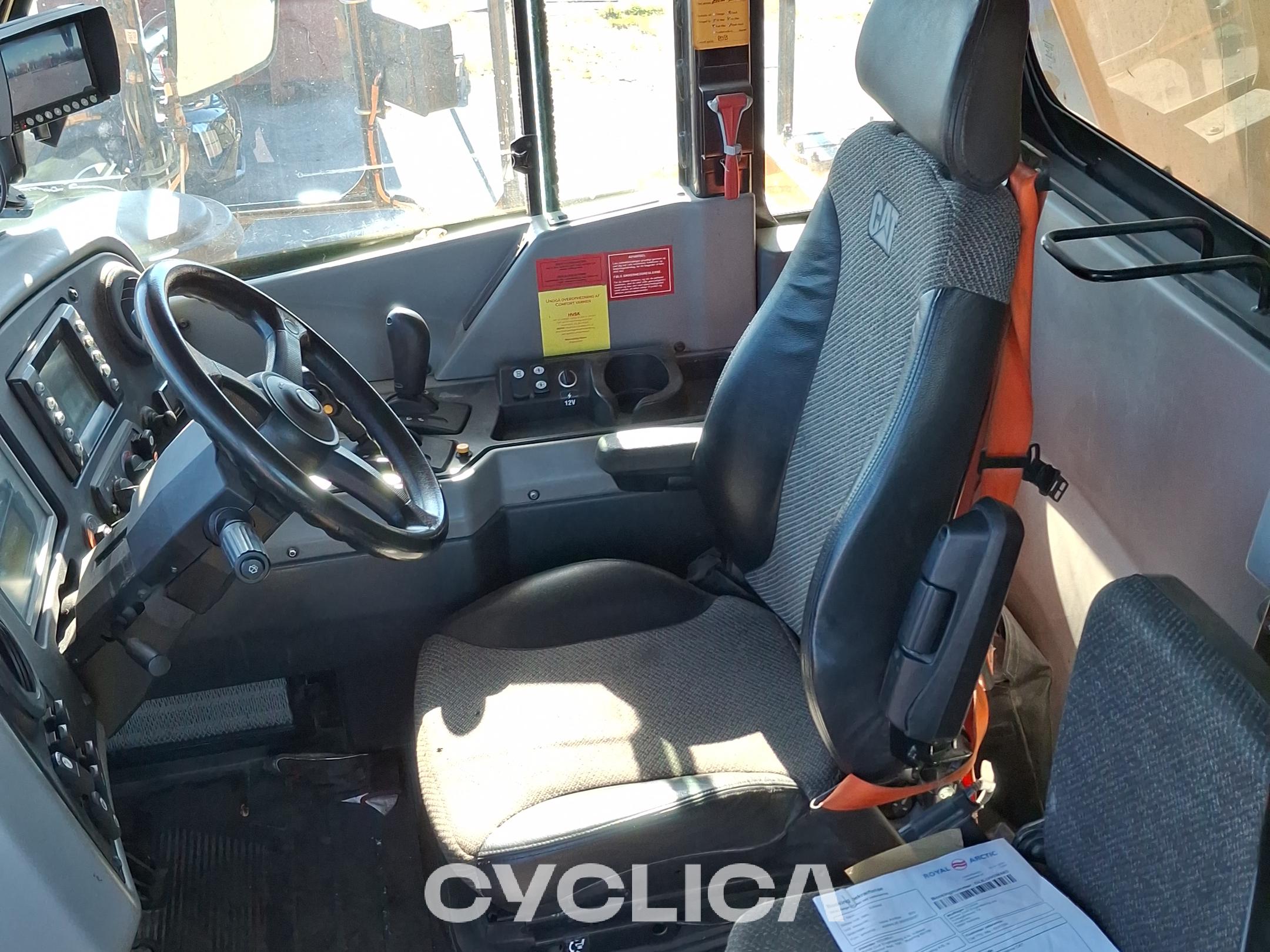 Dumper e autocarri rigidi  772G KE301136 - 8