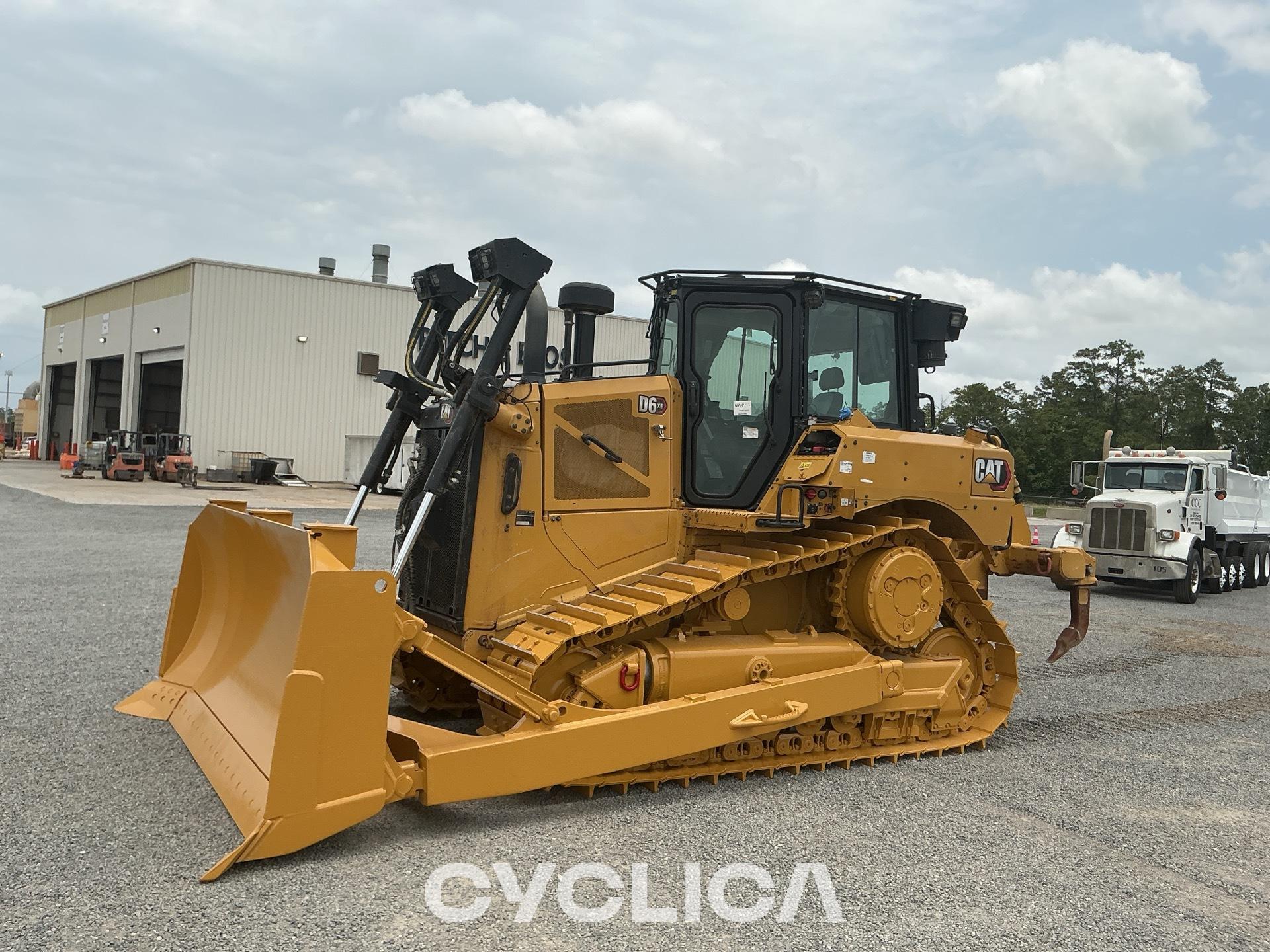 Bulldozers et tracteurs à chenilles  D6 XE TPL01007 - 3