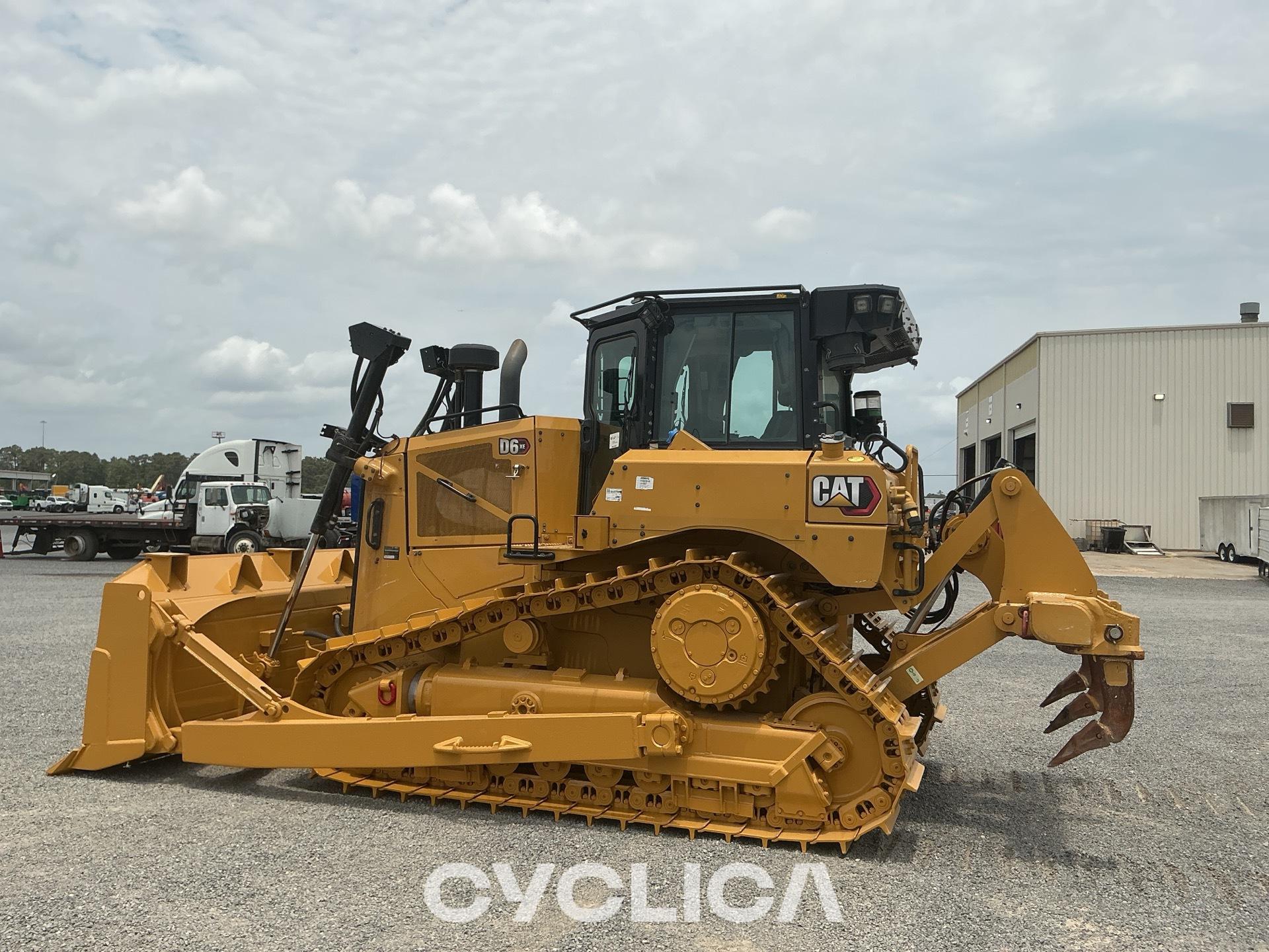 Bulldozers et tracteurs à chenilles  D6 XE TPL01007 - 5