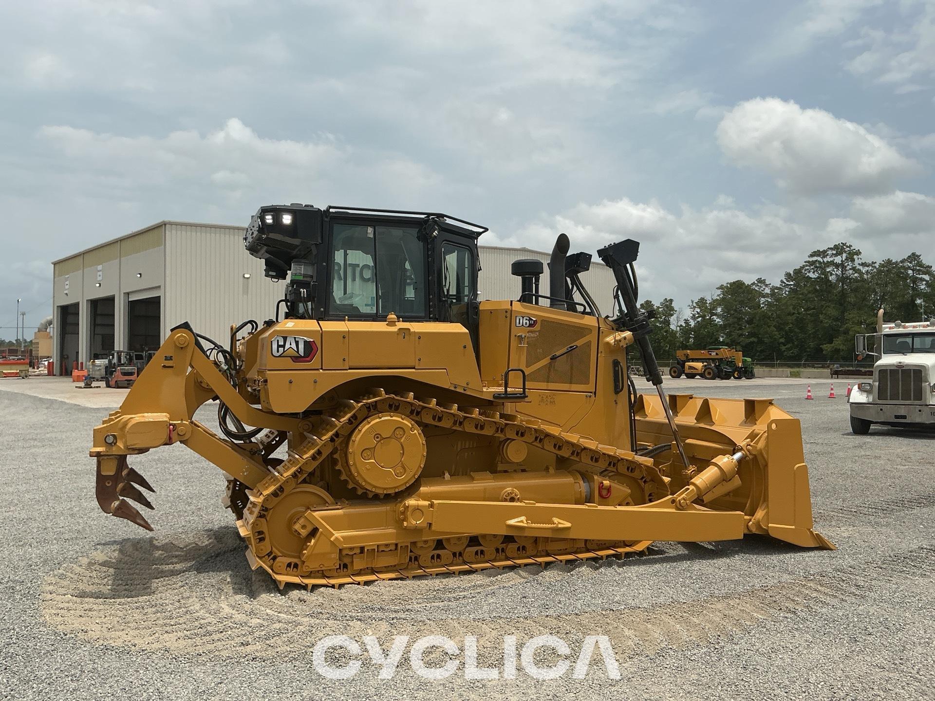 Bulldozers et tracteurs à chenilles  D6 XE TPL01007 - 4