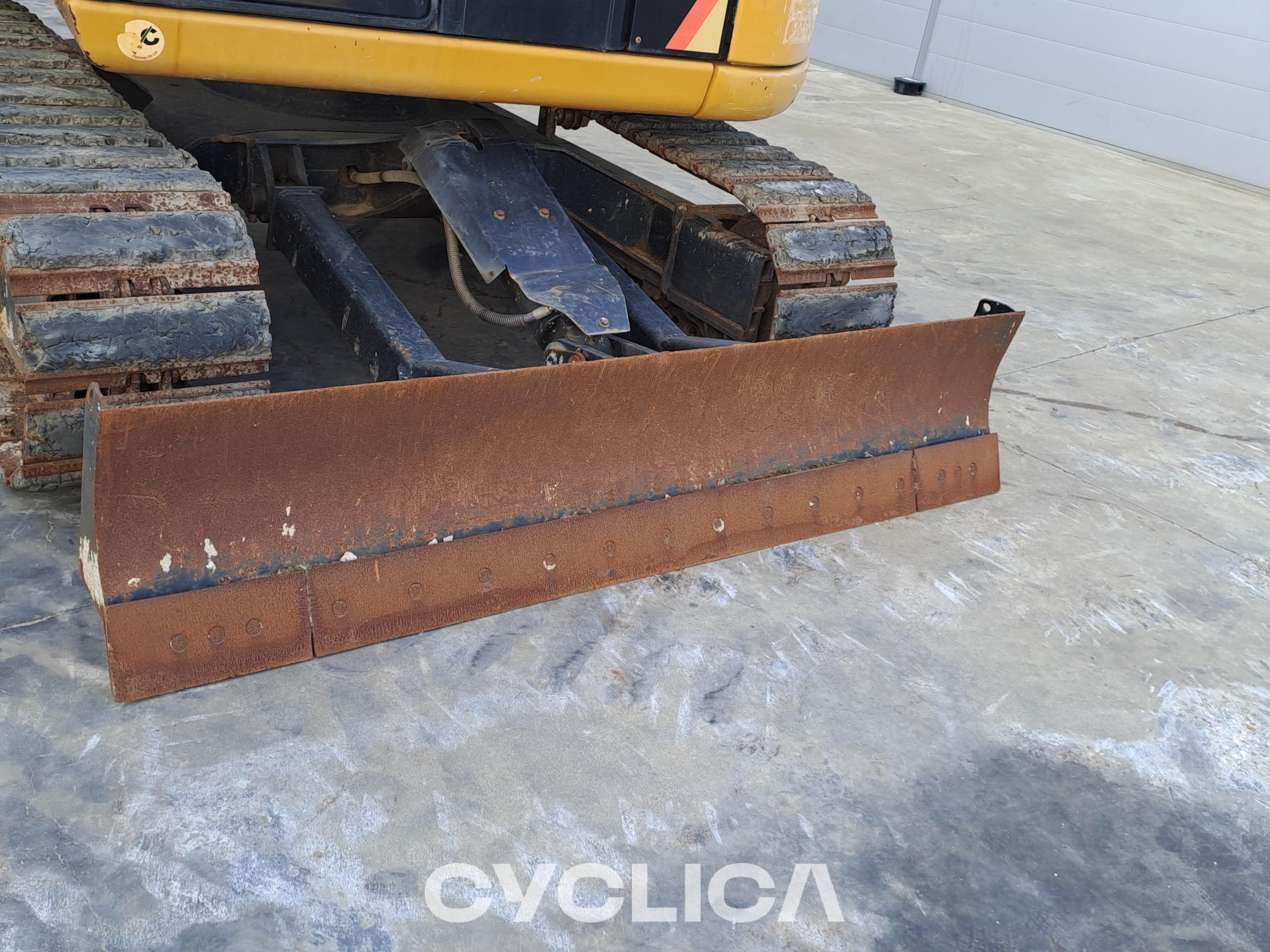 Crawler excavators  308E FJX11737 - 11