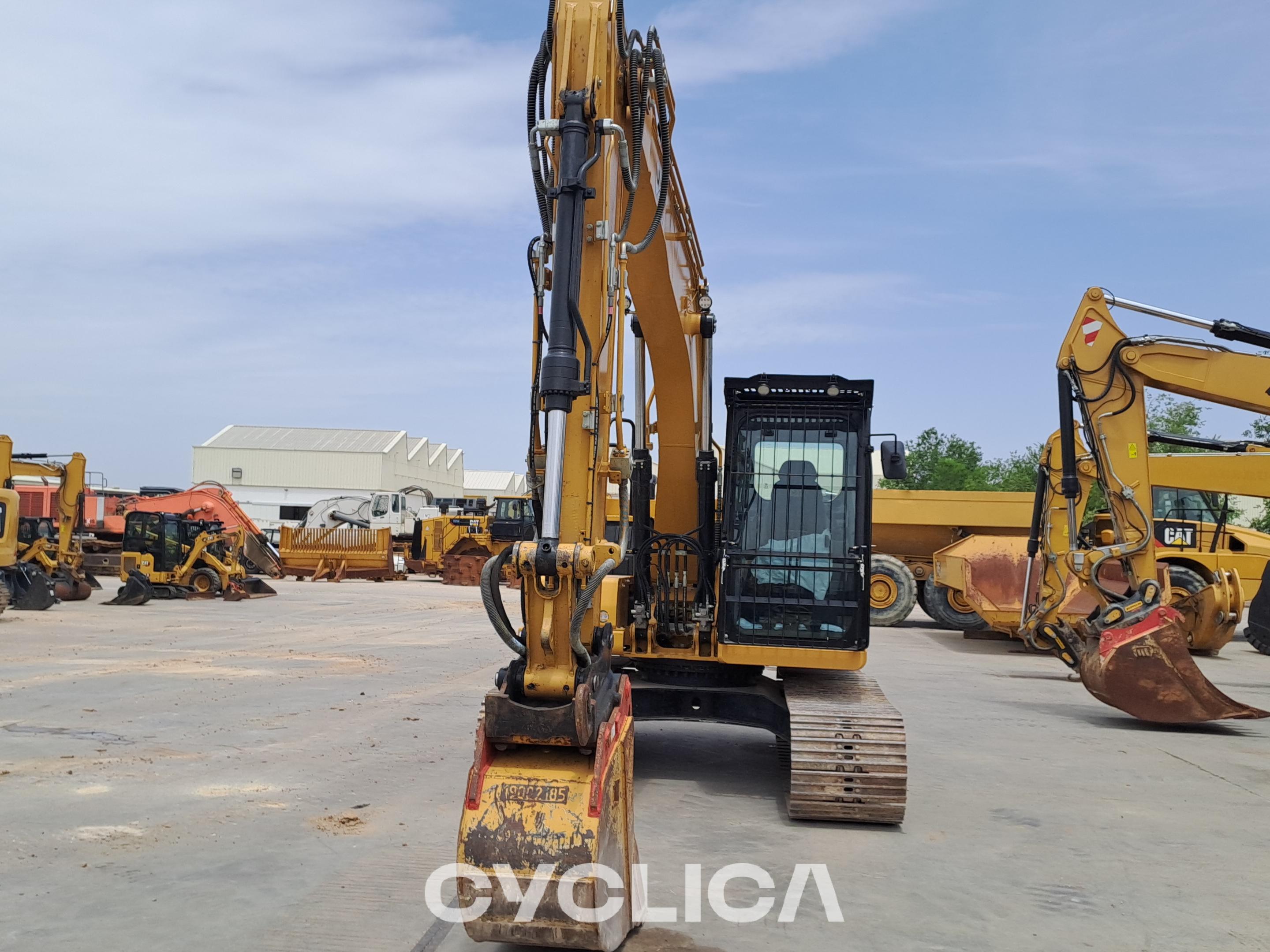 Bageri gusjeničari  313GC NFZ00402 - 14