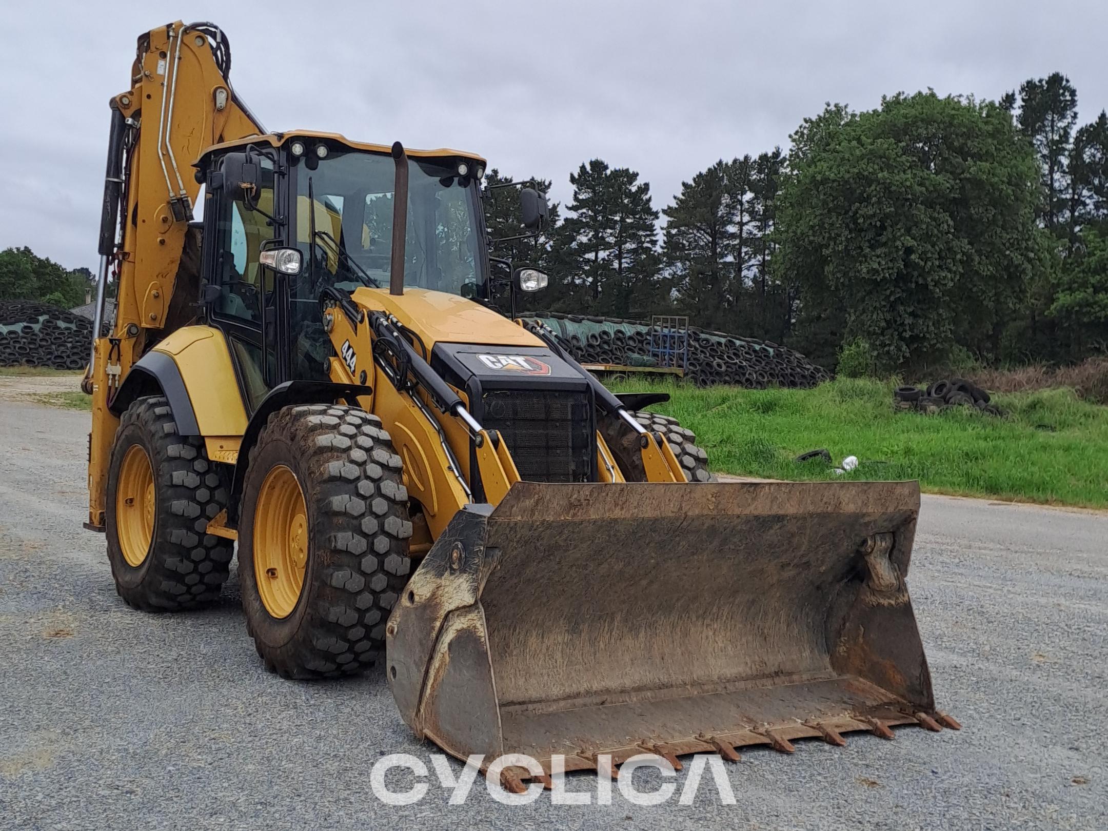 Rovokopači - utovarivači  444 EX GOLD H7M00377 - 3