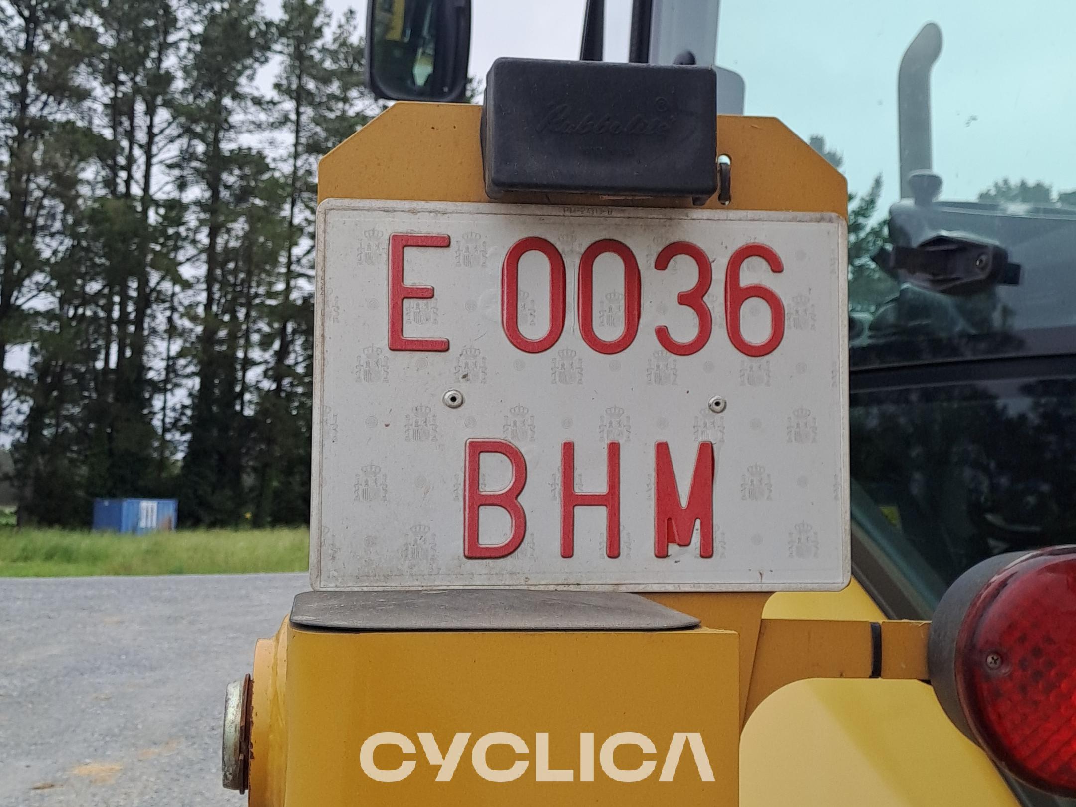 Rovokopači - utovarivači  444 EX GOLD H7M00377 - 7