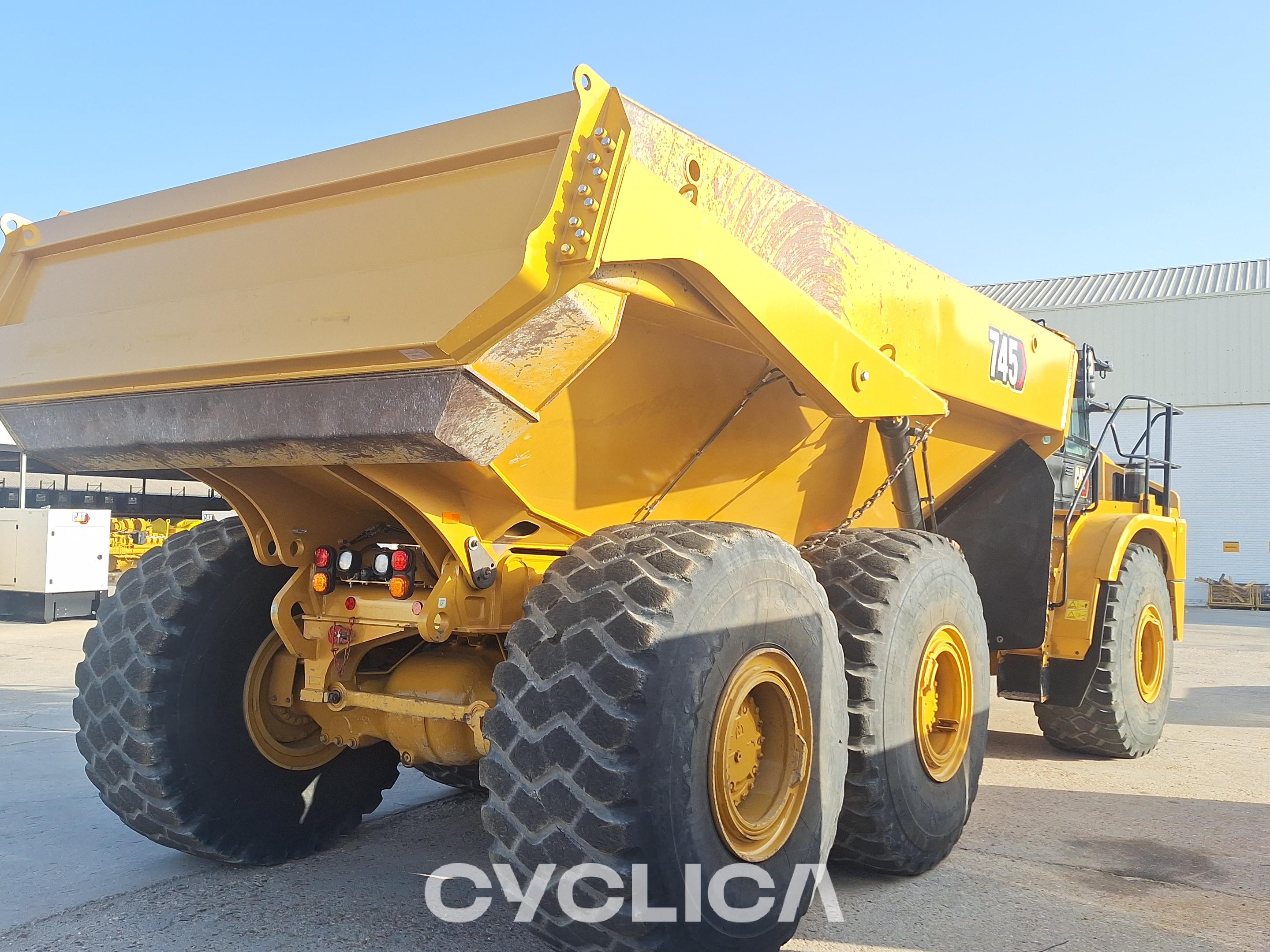 Kiperi i zglobni kamioni 745 3T606442 - 6