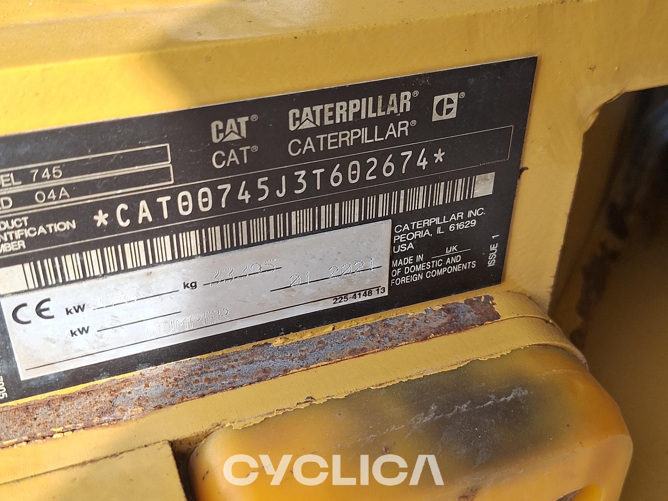 Dumpers e caminhões articulados  745 3T602674 - 7
