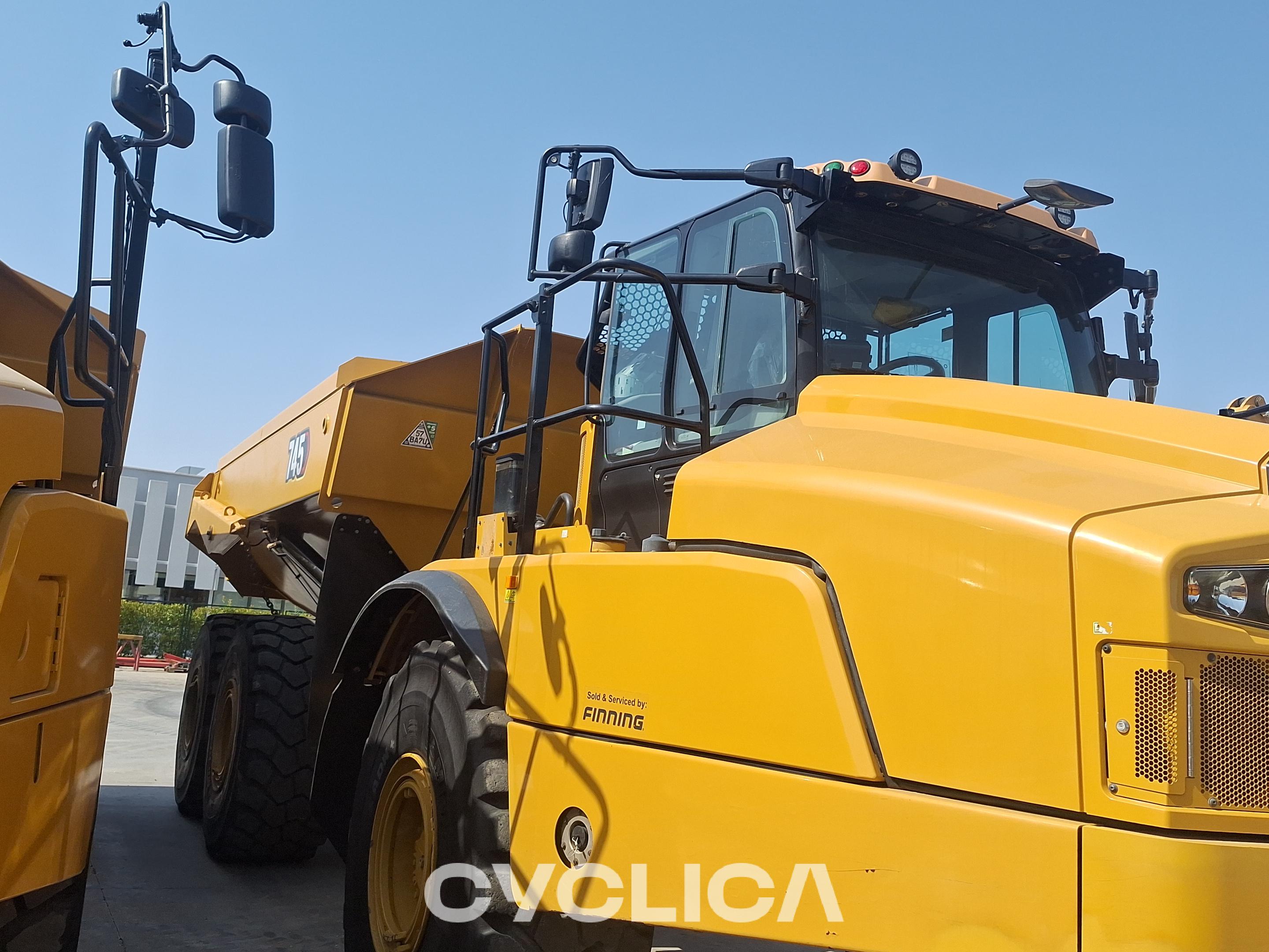 Dumper e autoarticolati  745 3T602673 - 4