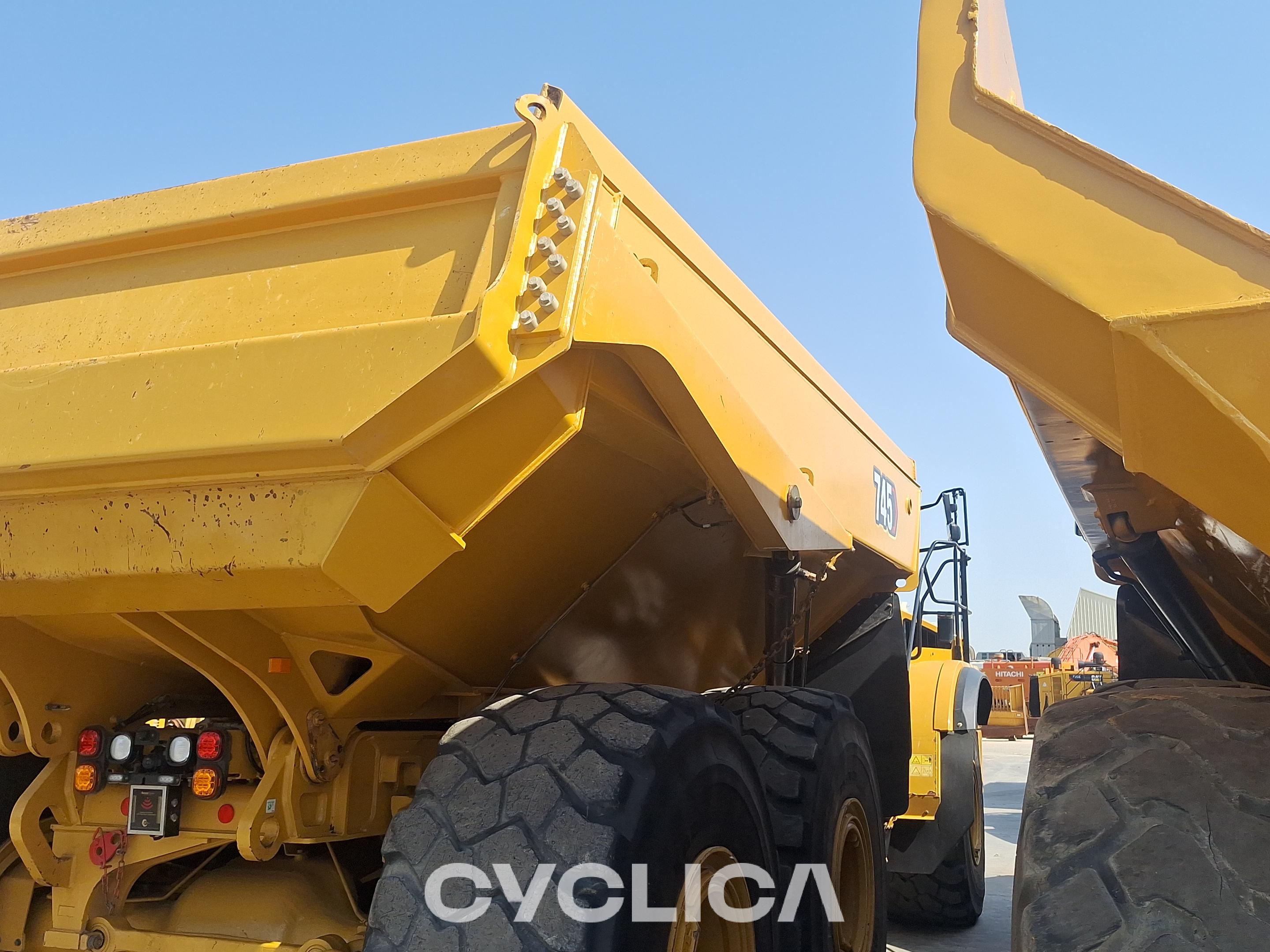 Dumper e autoarticolati  745 3T602673 - 6