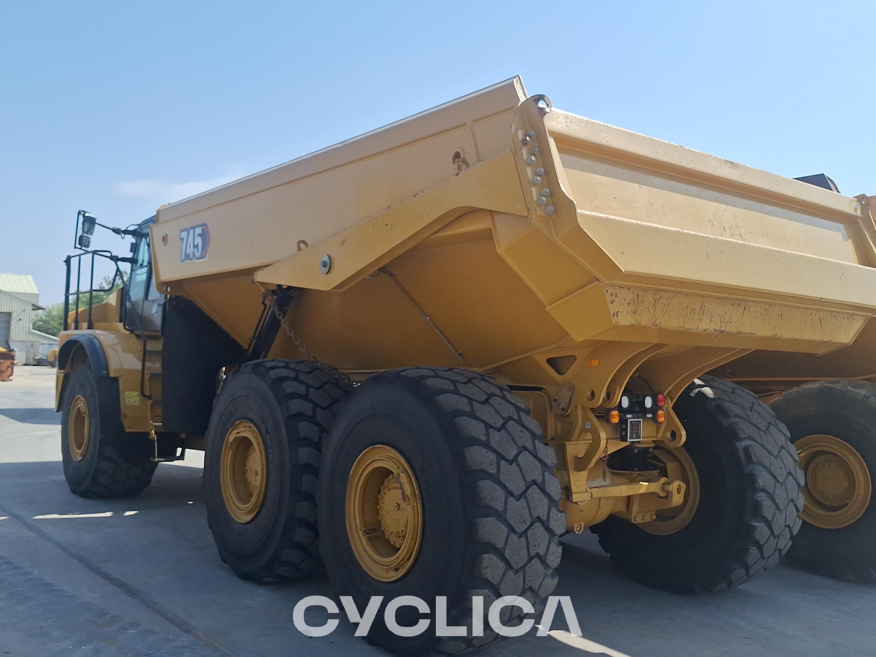 Dumper e autoarticolati  745 3T602673 - 5
