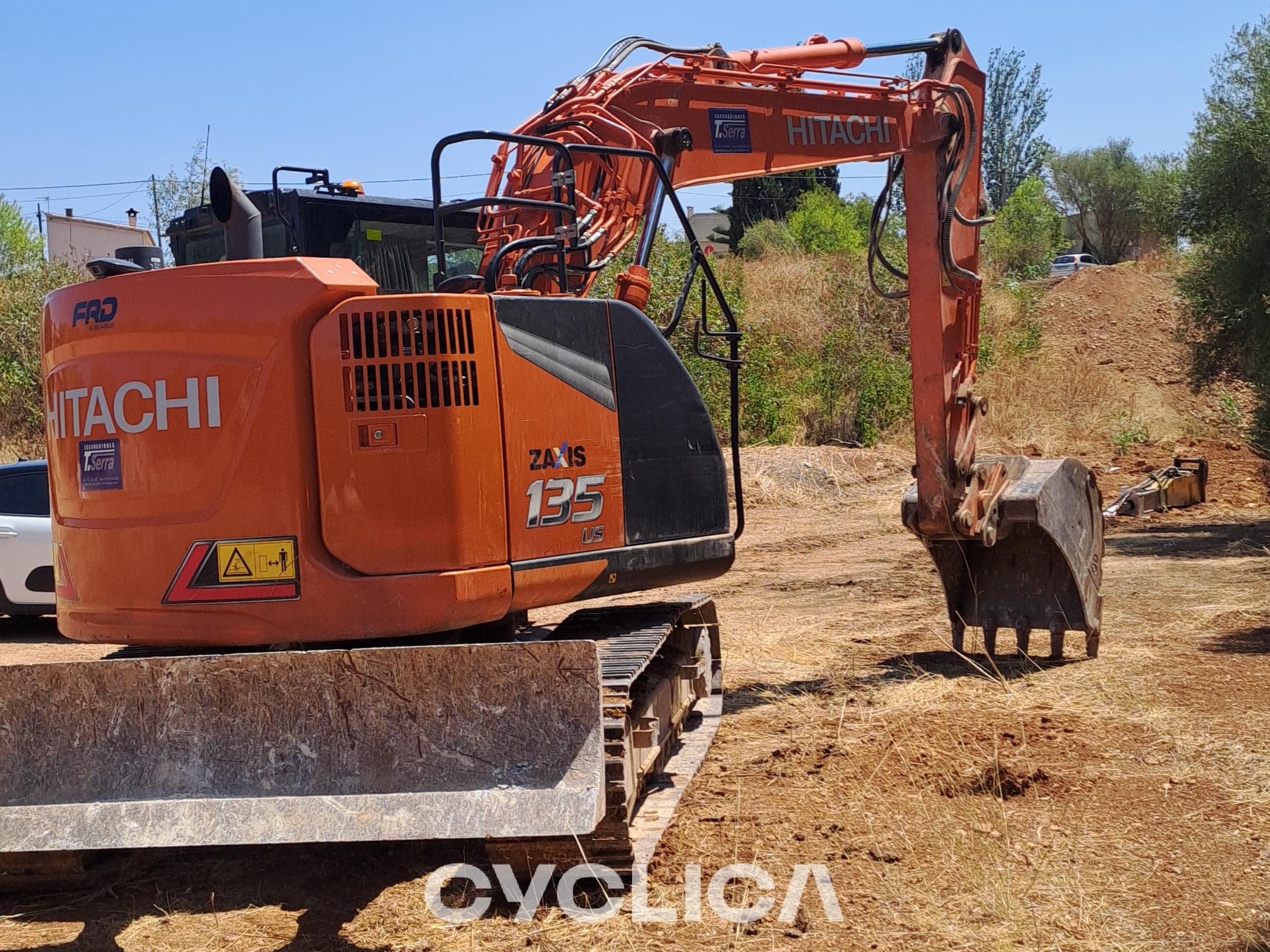 Escavatori cingolati  zx135 P00095473 - 5