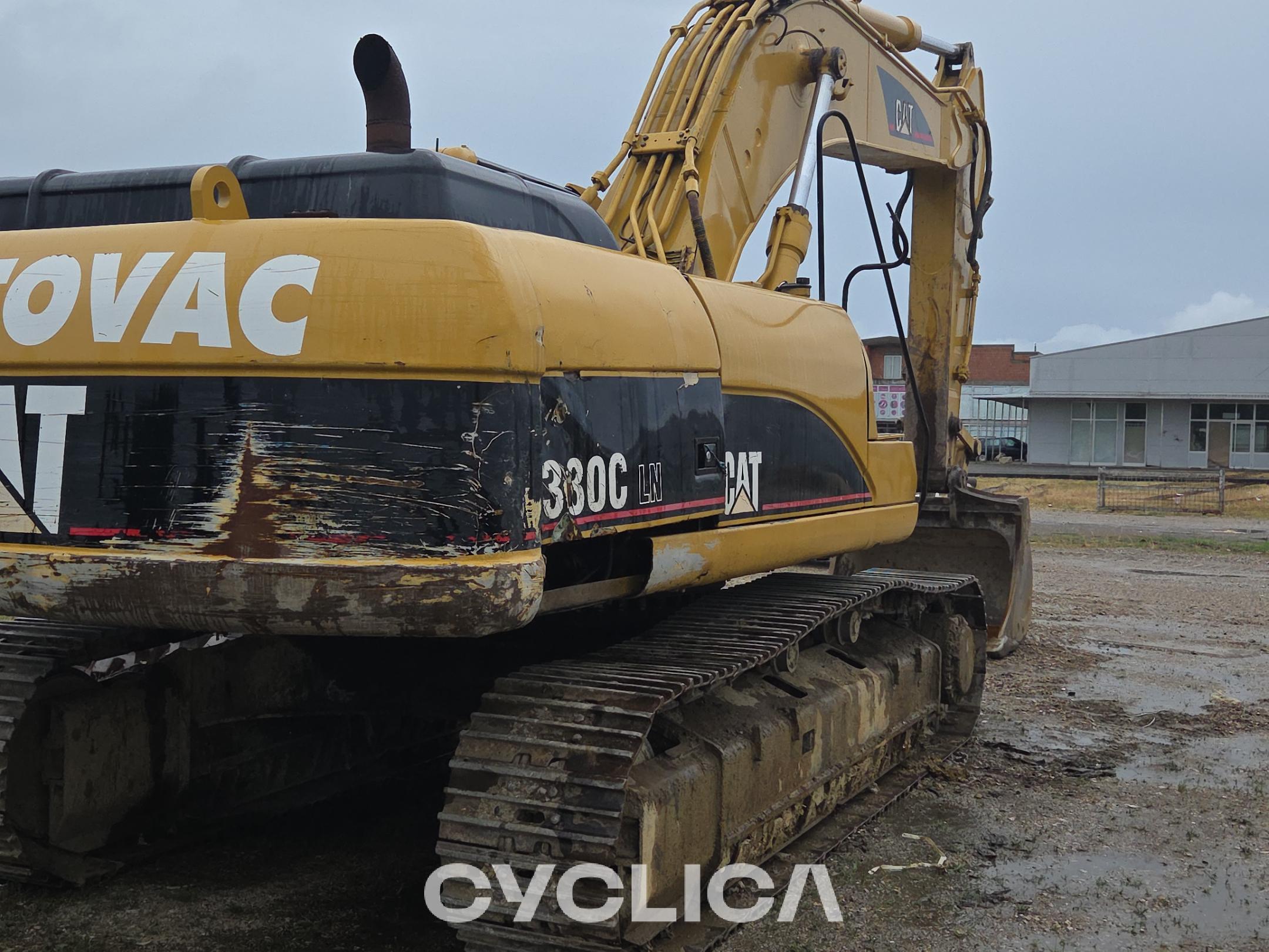 Pelles sur chenilles  330C CGZ00929 - 4