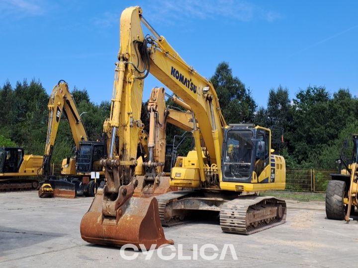 Ровокопачи-гасеничари  PC210LC K70749 - 2