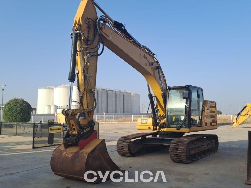 Crawler excavators  323E HDT00207 - 3