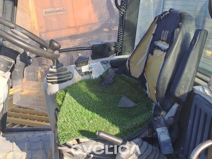 Utovarivači  906H TPE00649 - 8