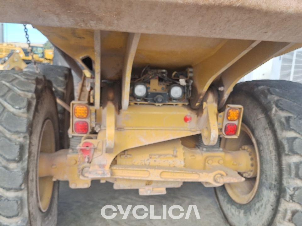 Kiperi i zglobni kamioni  730 3T301724 - 7