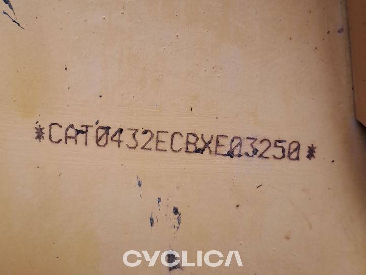 Tractopelles 432E BXE03250 - 10