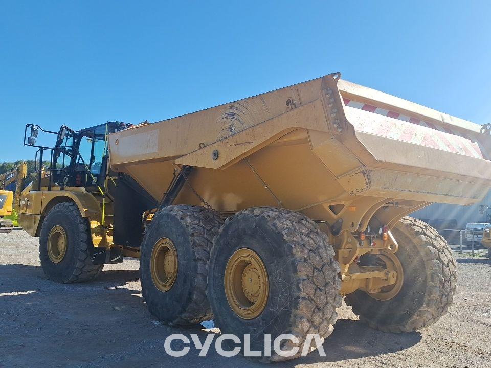 Demperji in zglobni tovornjaki  745 3T602961 - 6