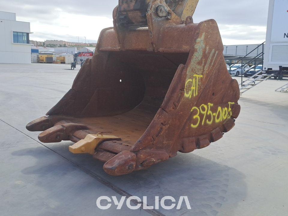 Ровокопачи-гасеничари 395 LTK10105 - 18