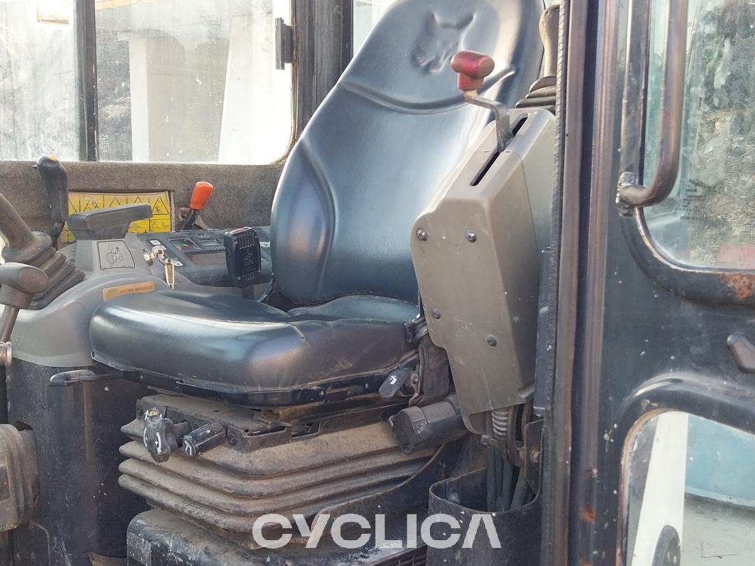 Bageri gusjeničari  430D AA8711022 - 9