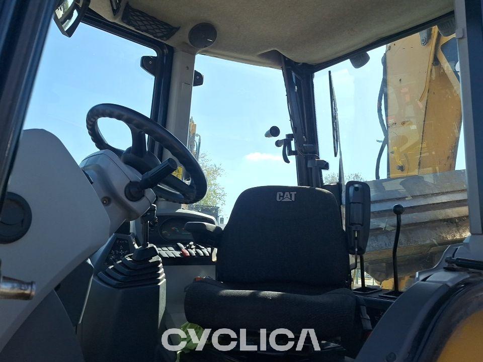 Chargeuses pelleteuses 428F2 HWN01284 - 9