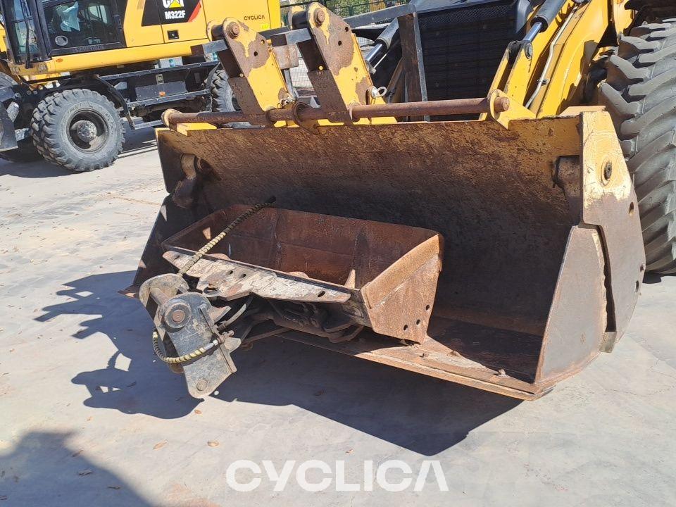 Ngarkues/Gërmues me Rrota  434F HWR00371 - 11