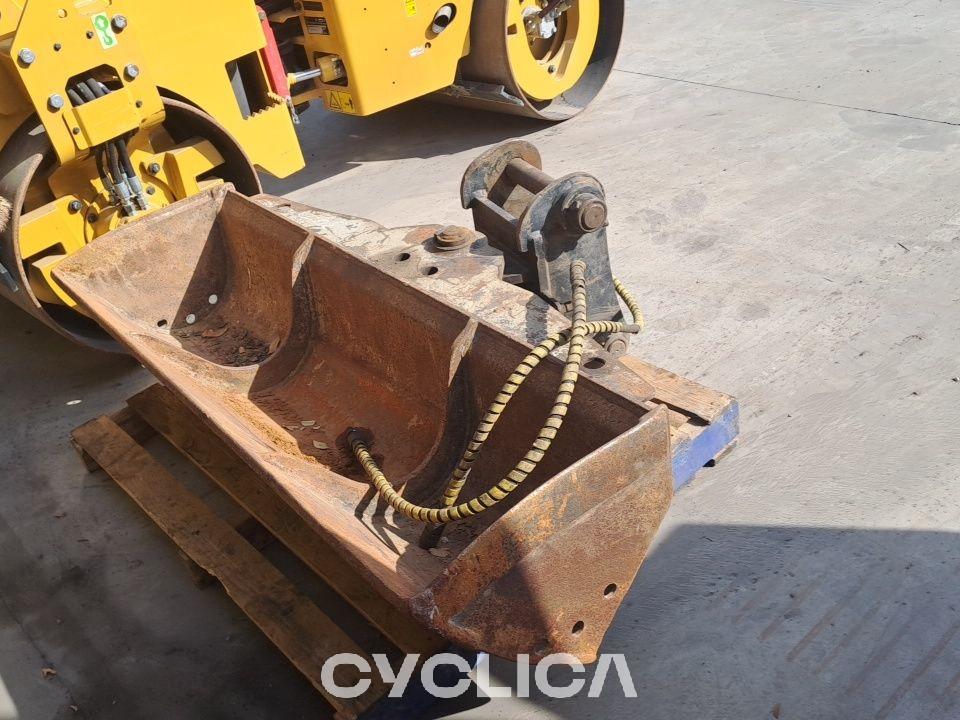 Ngarkues/Gërmues me Rrota  434F HWR00371 - 19