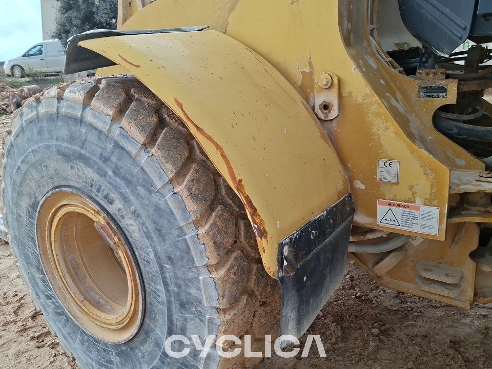 Utovarivači na kotačima 966G AWY00270 - 15