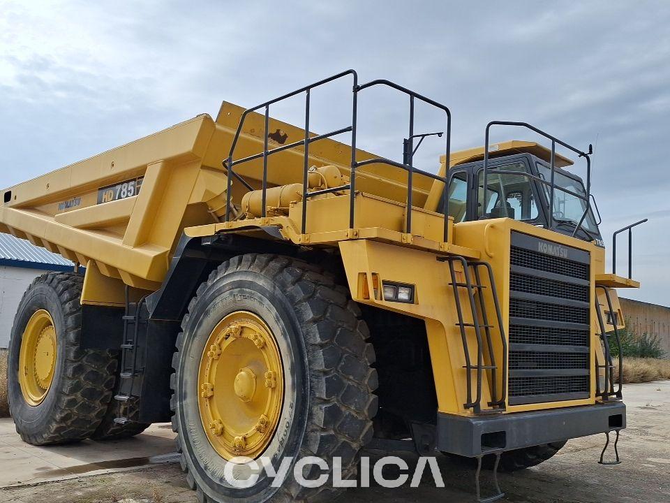 Dumpers dhe kamionë të ngurtë HD-785-5 4023 - 4