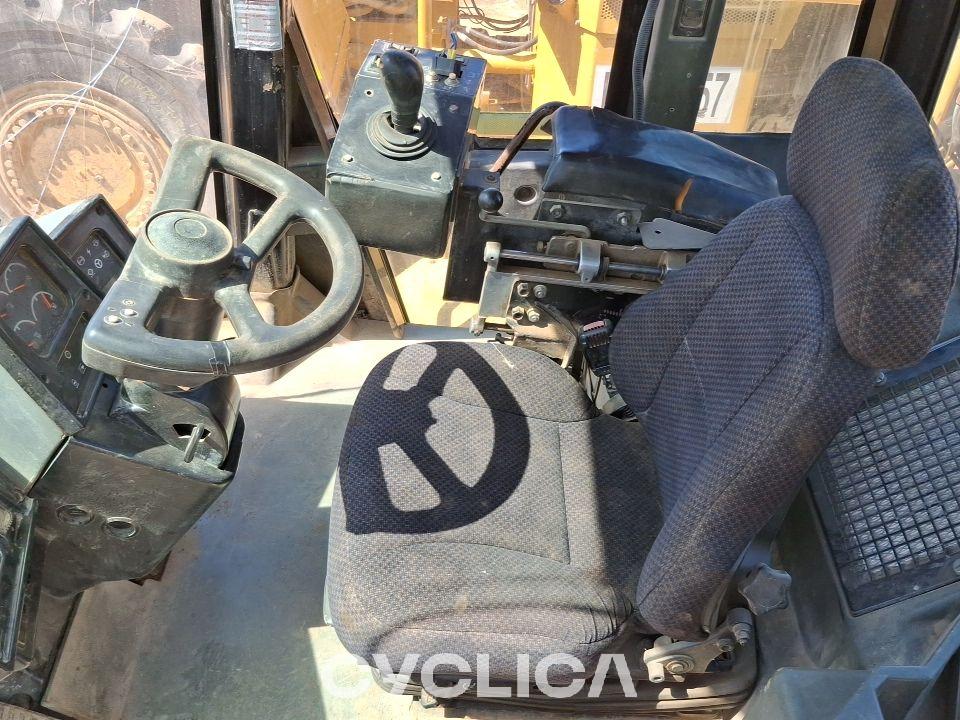 Bulldozers e tratores de rastos 824H ASX00163 - 10