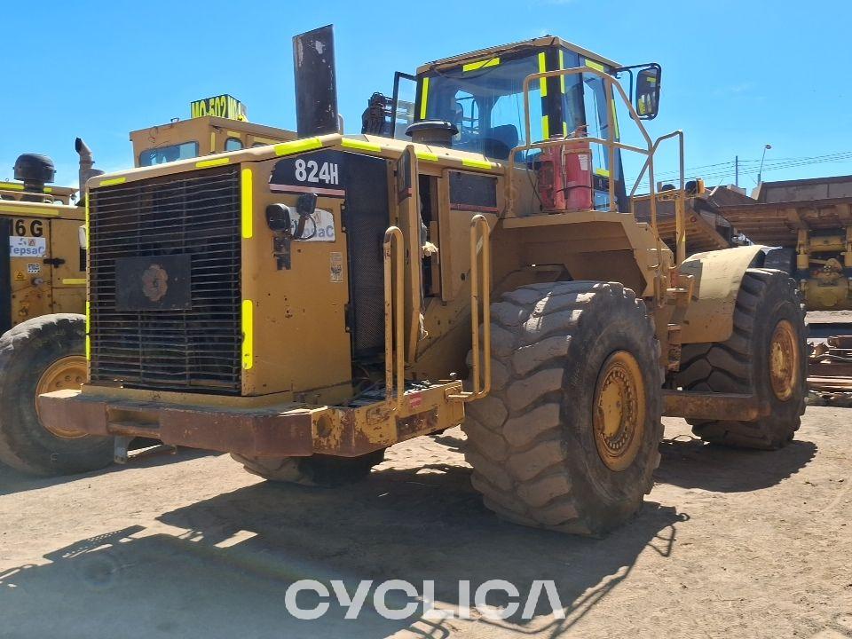 Bulldozers e tratores de rastos 824H ASX00163 - 7
