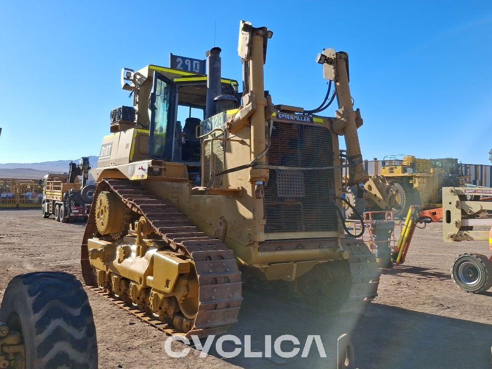 Bulldozers et tracteurs à chenilles  D10T RJG00767 - 5