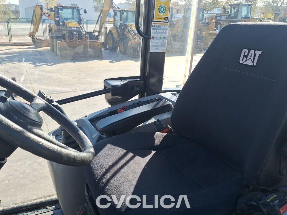 Натоварувачи на тркала  908M H8803145 - 10