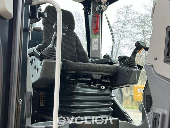 Motorni grejderi  120M2 [M9C] M9C00921 - 11