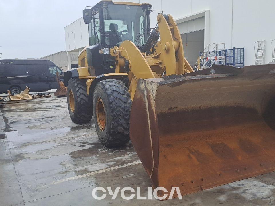 Натоварувачи на тркала  938M J3R04365 - 4