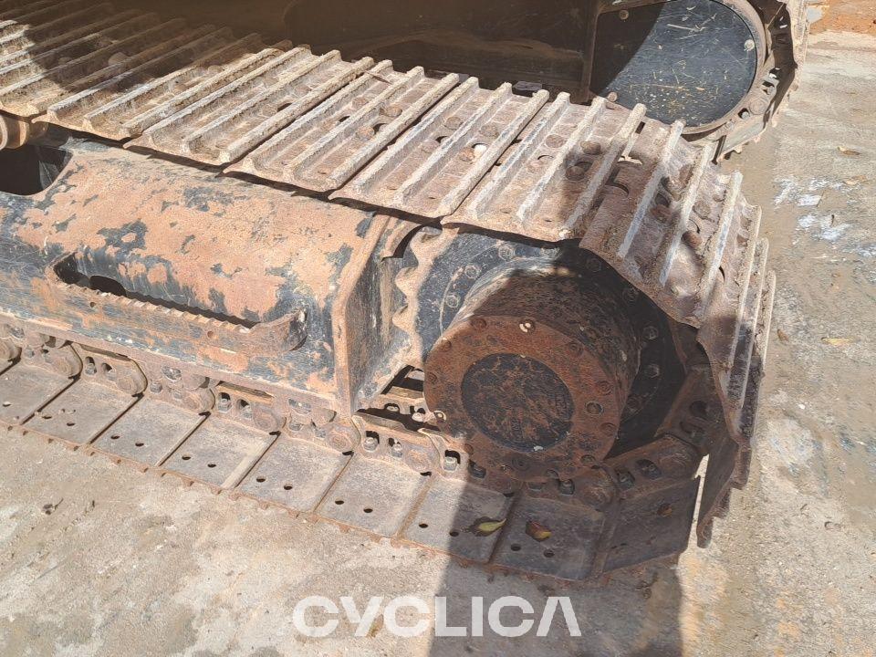 Ровокопачи-гасеничари 315 NG YDE00433 - 11